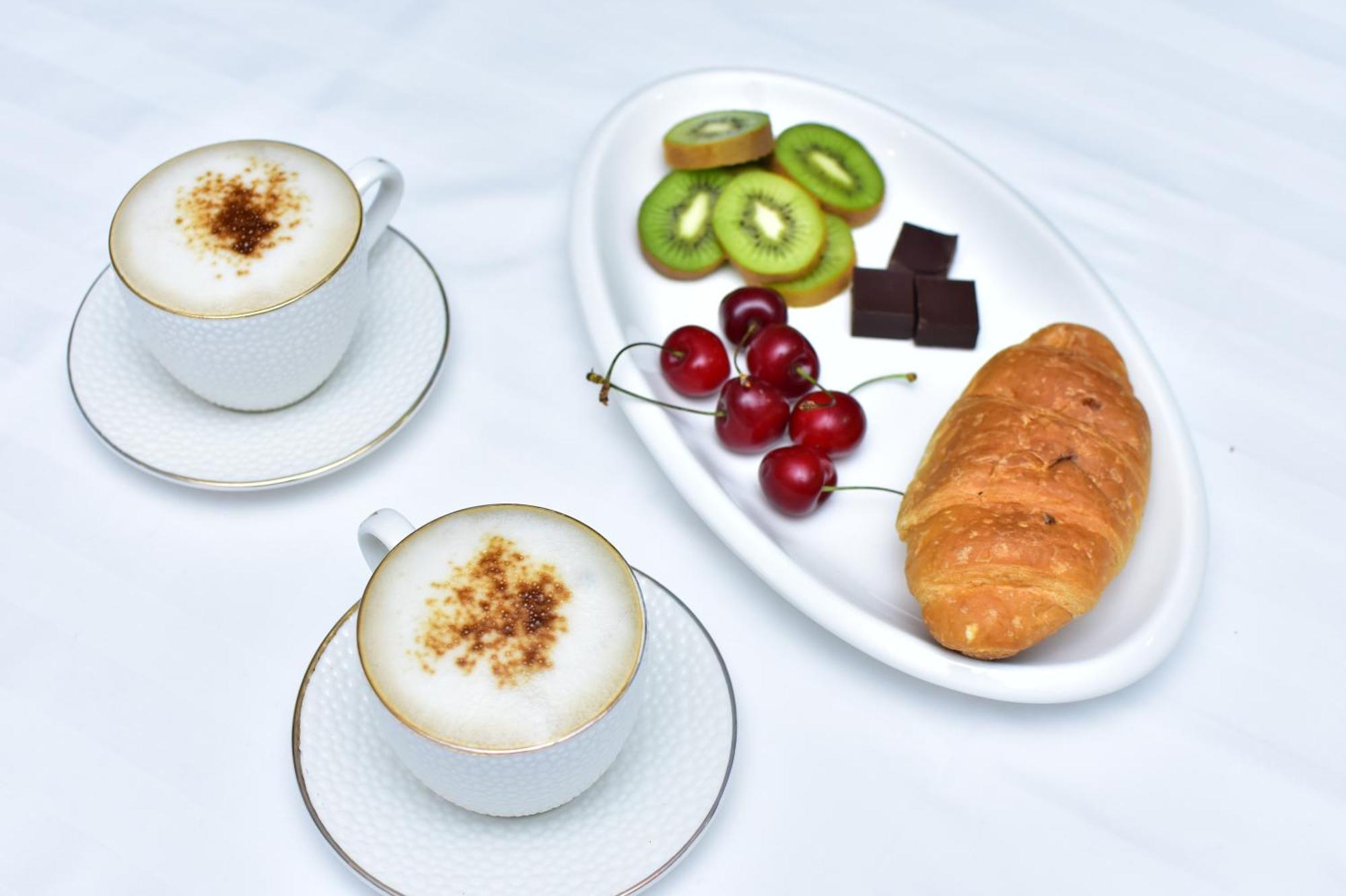 Hotel Chveni Sakhli Батумі Екстер'єр фото